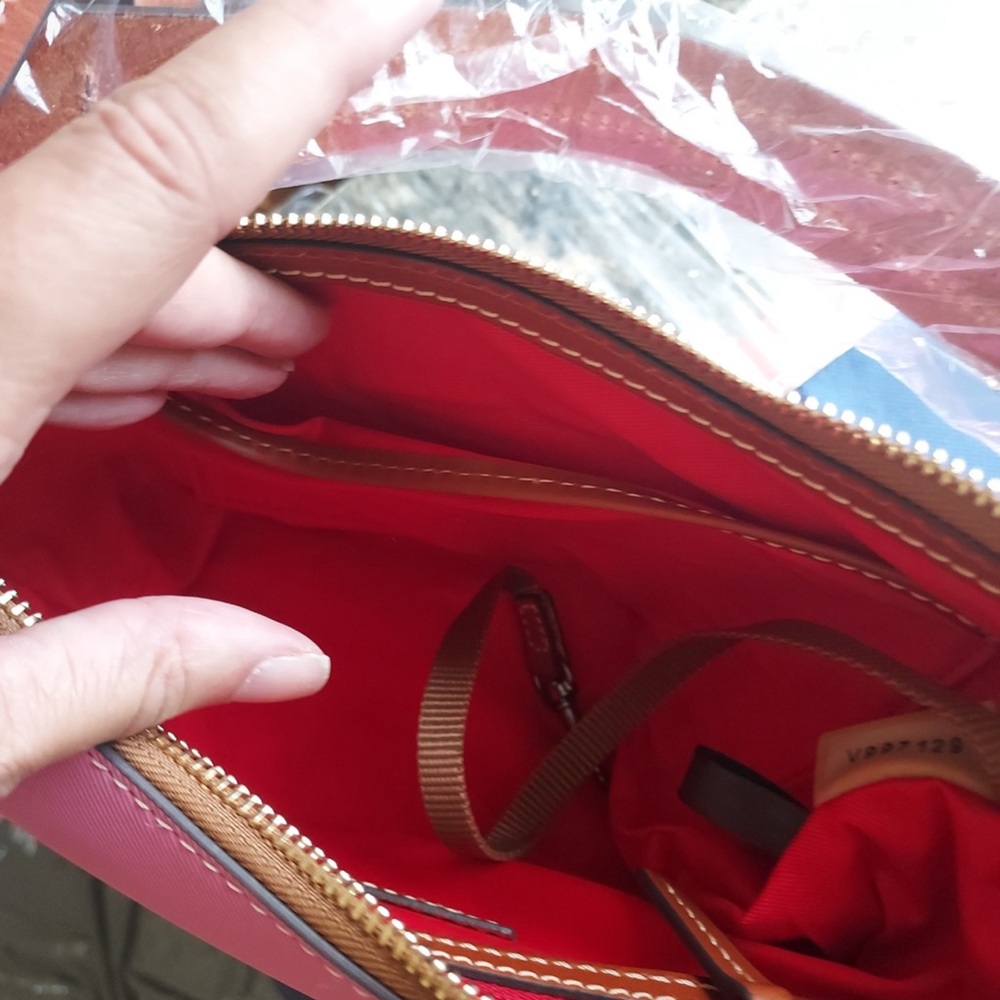 ‼️SOLD‼️Dooney & Bourke Pink Shoulder Bag NWT - Picture 6 of 10